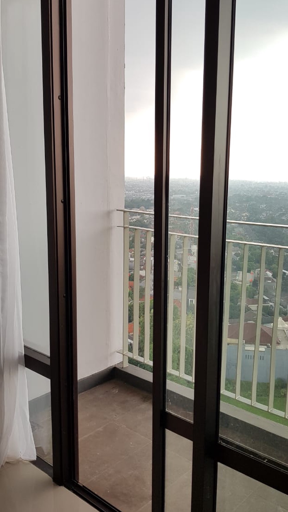 Apartemen The Accent Sektor 7 Bintaro.Furnish dekat dg Lotte, RS Bintaro, Supermarket Hari Hari and akses toll...