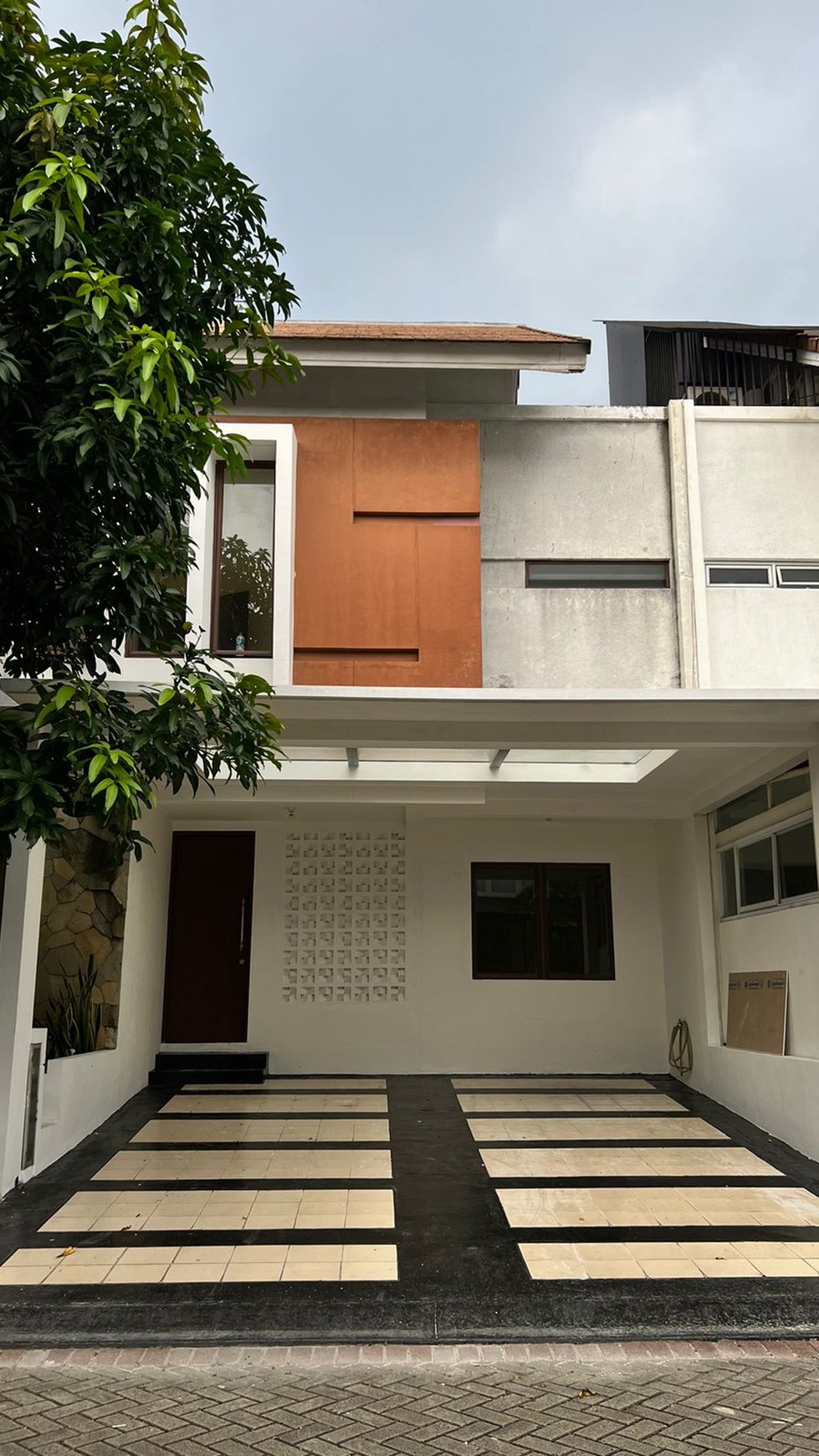 Rumah Bagus Di Discovery Conserva, Bintaro Jaya Sektor 9