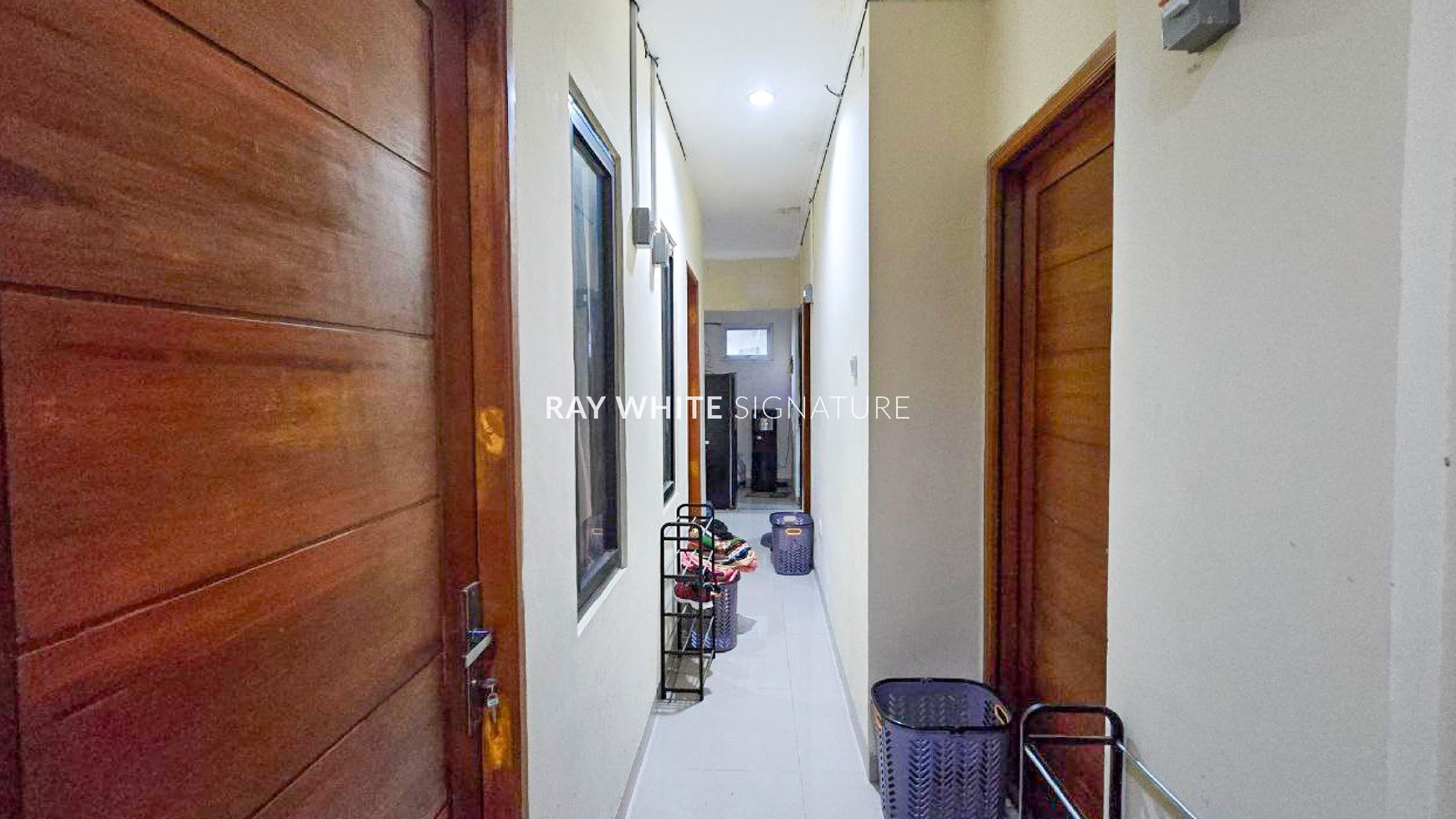 Dijual Rumah Kost 3 Lantai di Jl Tiong Setiabudi