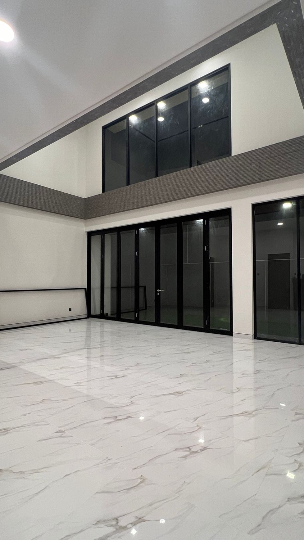 Dijual Rumah Baru Jl. Kertajaya Indah Timur - Surabaya Timur Dekat Galaxy Mall, Raya Merr