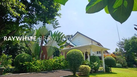 Rumah Nuansa Villa Lingkungan Tenang Area Lebak Bulus