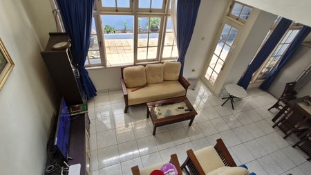 Turun Harga!!!Rumah 2 Lantai Semi Furnished Siap Huni  di Kota Wisata Cibubur