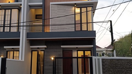 Dijual Rumah Baru Hook di Sutorejo Prima Selatan Surabaya