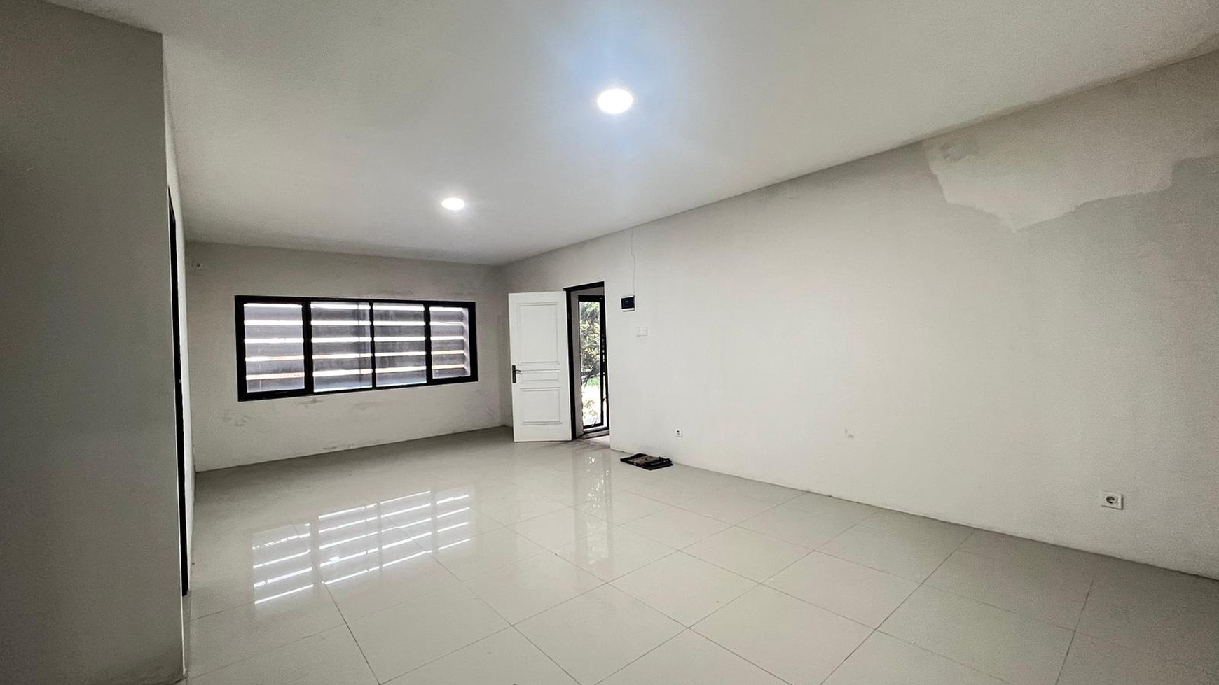 JUAL Rumah dan Ruko Hitung Tanah Jl. Raya Tenggilis Kendangsari Surabaya