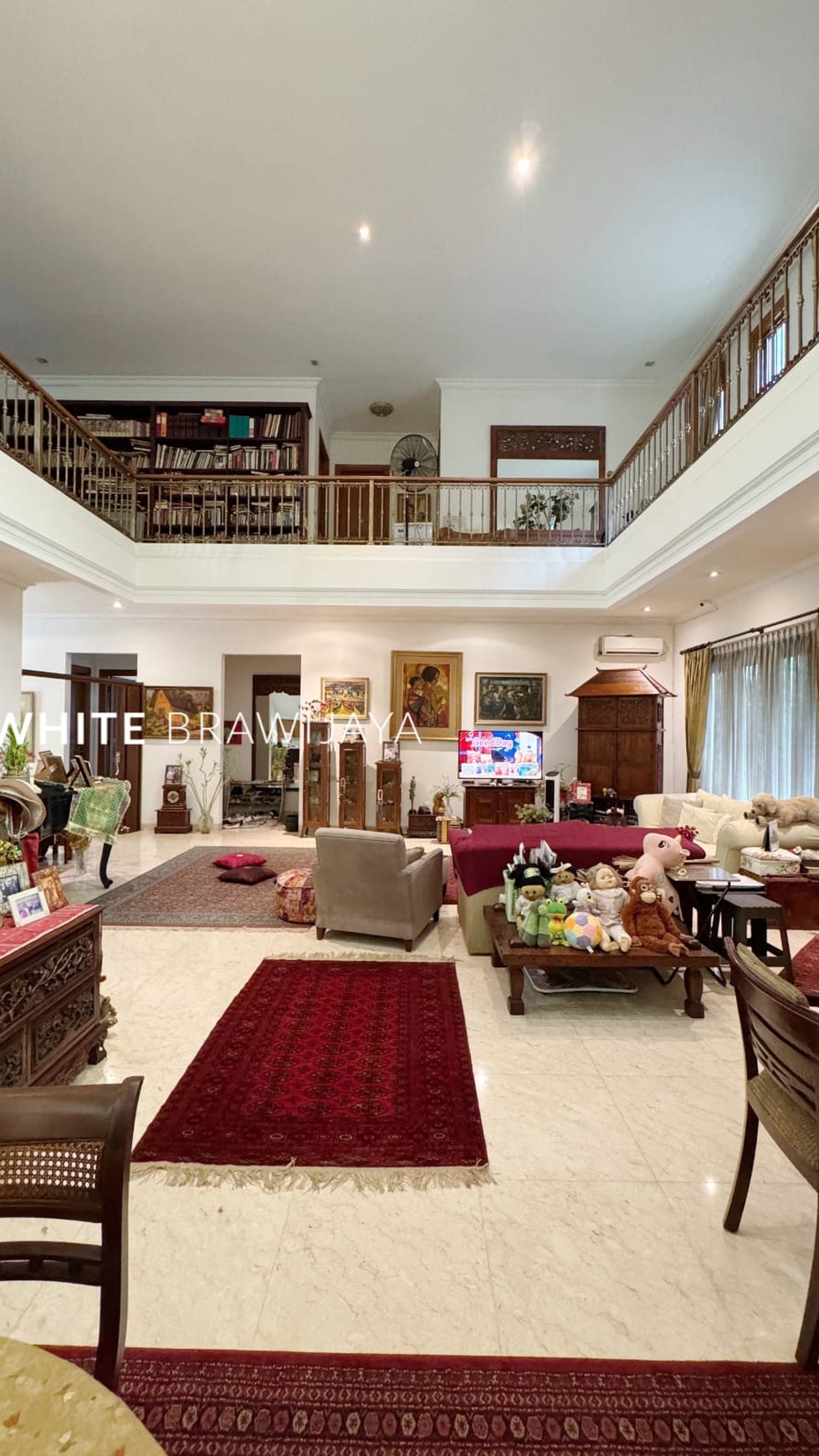 Rumah Hitung Tanah Area Cipete