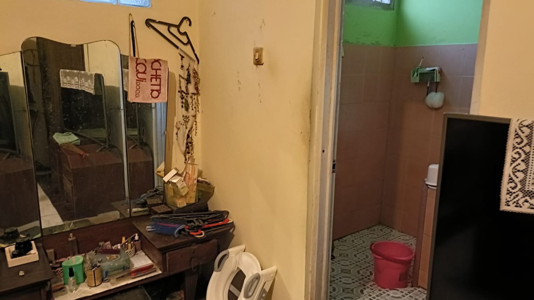 Rumah Hitung Tanah Area Cipete