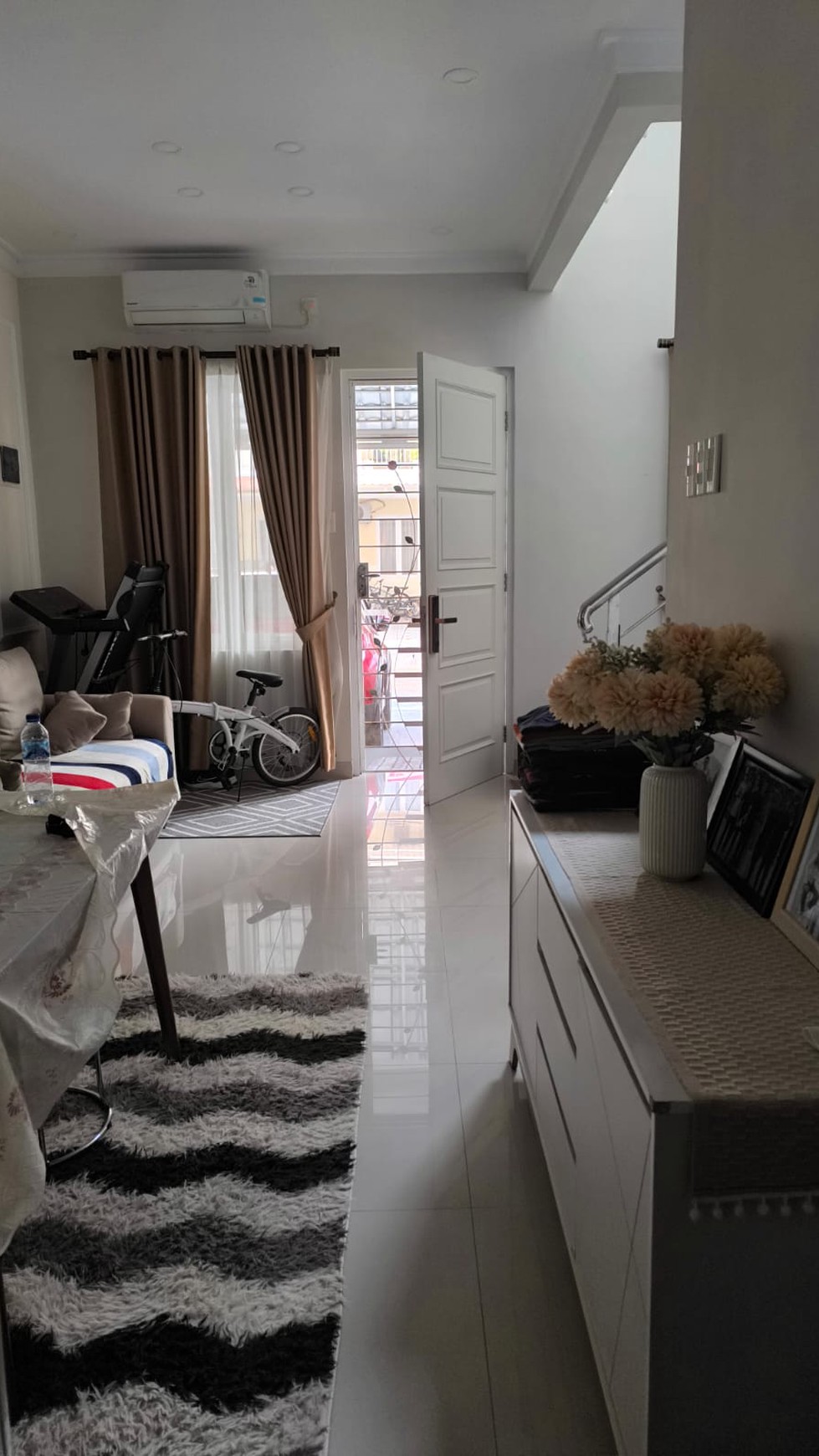 Rumah Hitung Tanah Area Cipete