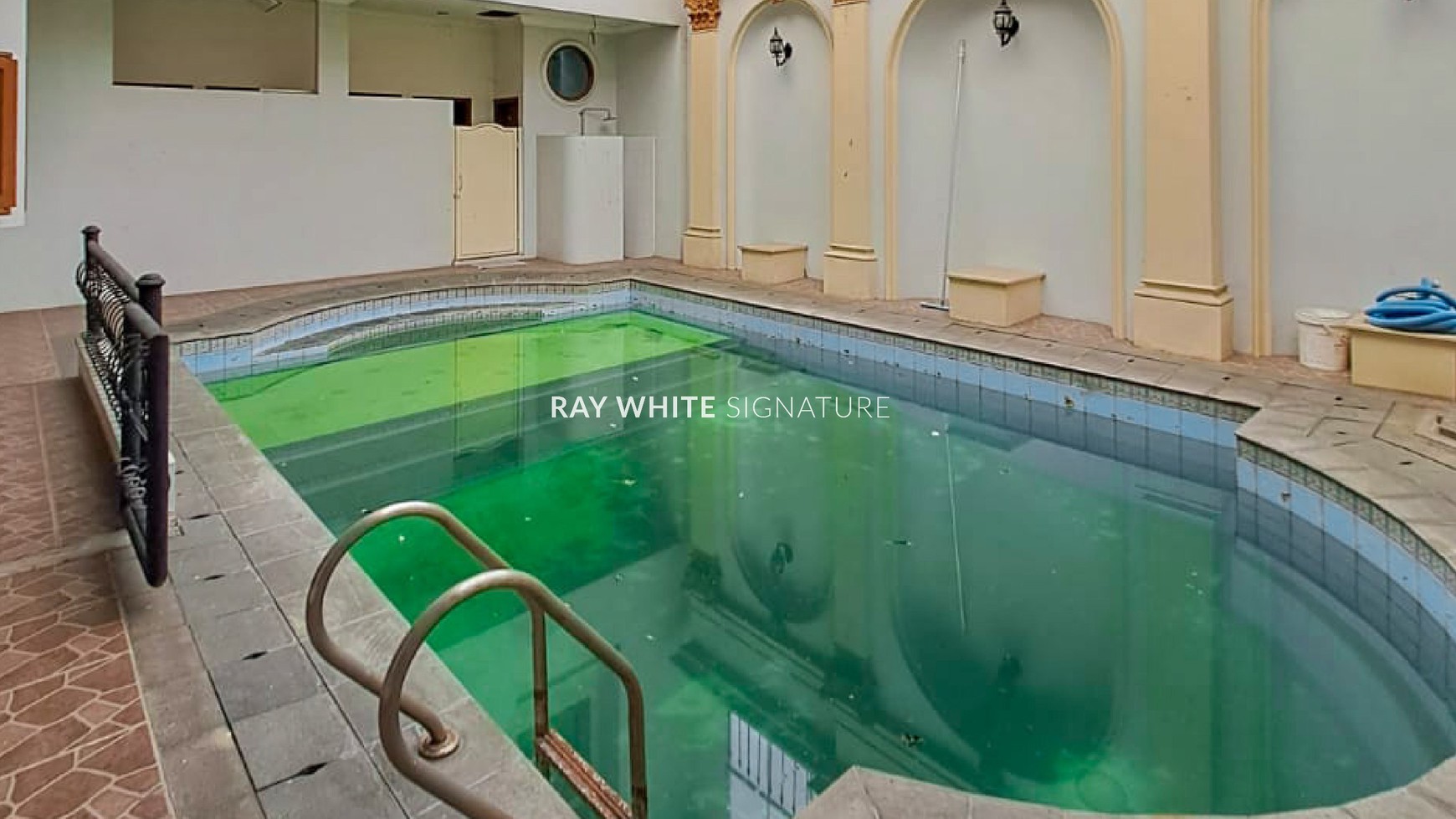 Rumah Hitung Tanah Area Cipete