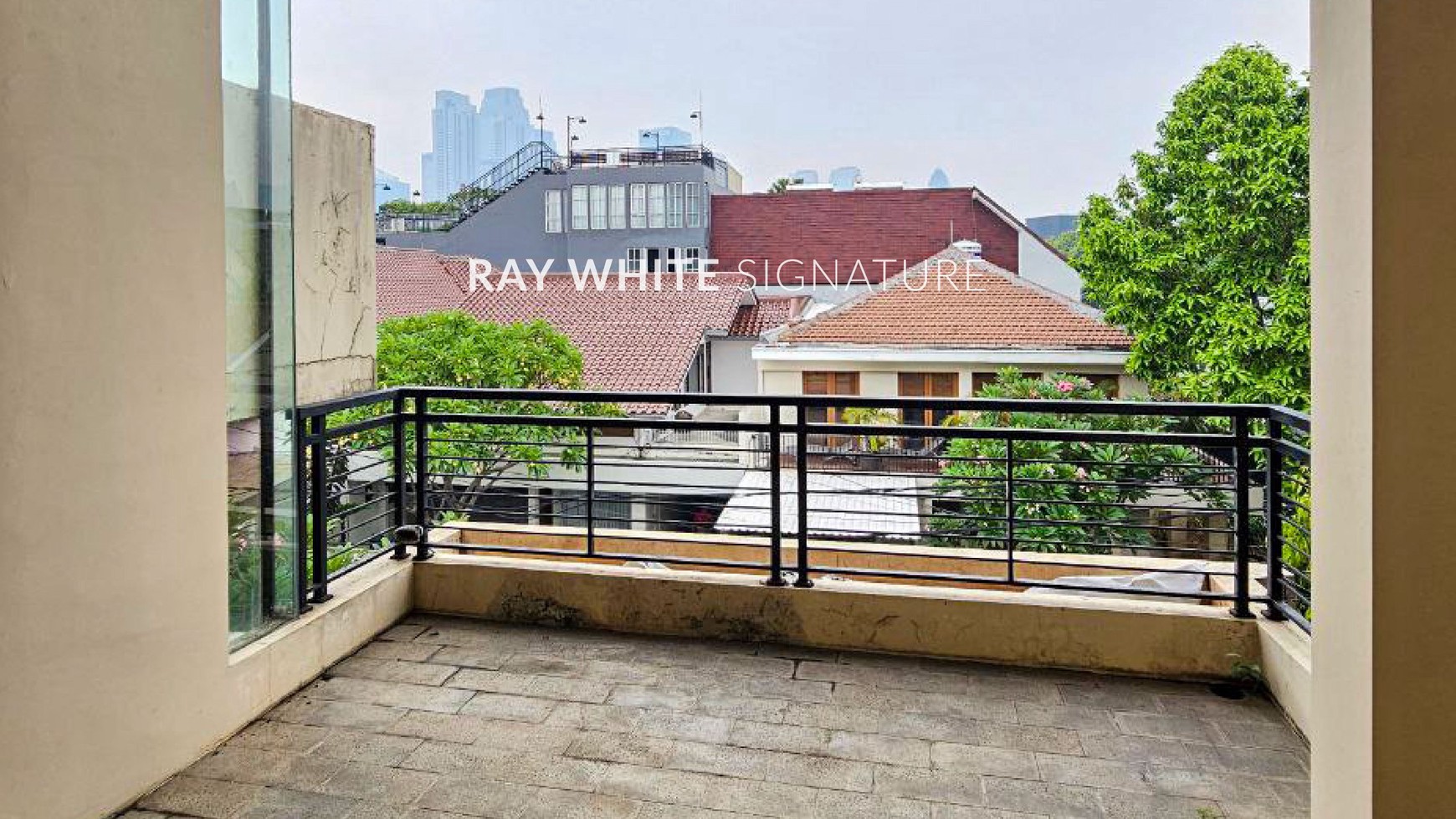 Rumah Hitung Tanah Area Cipete