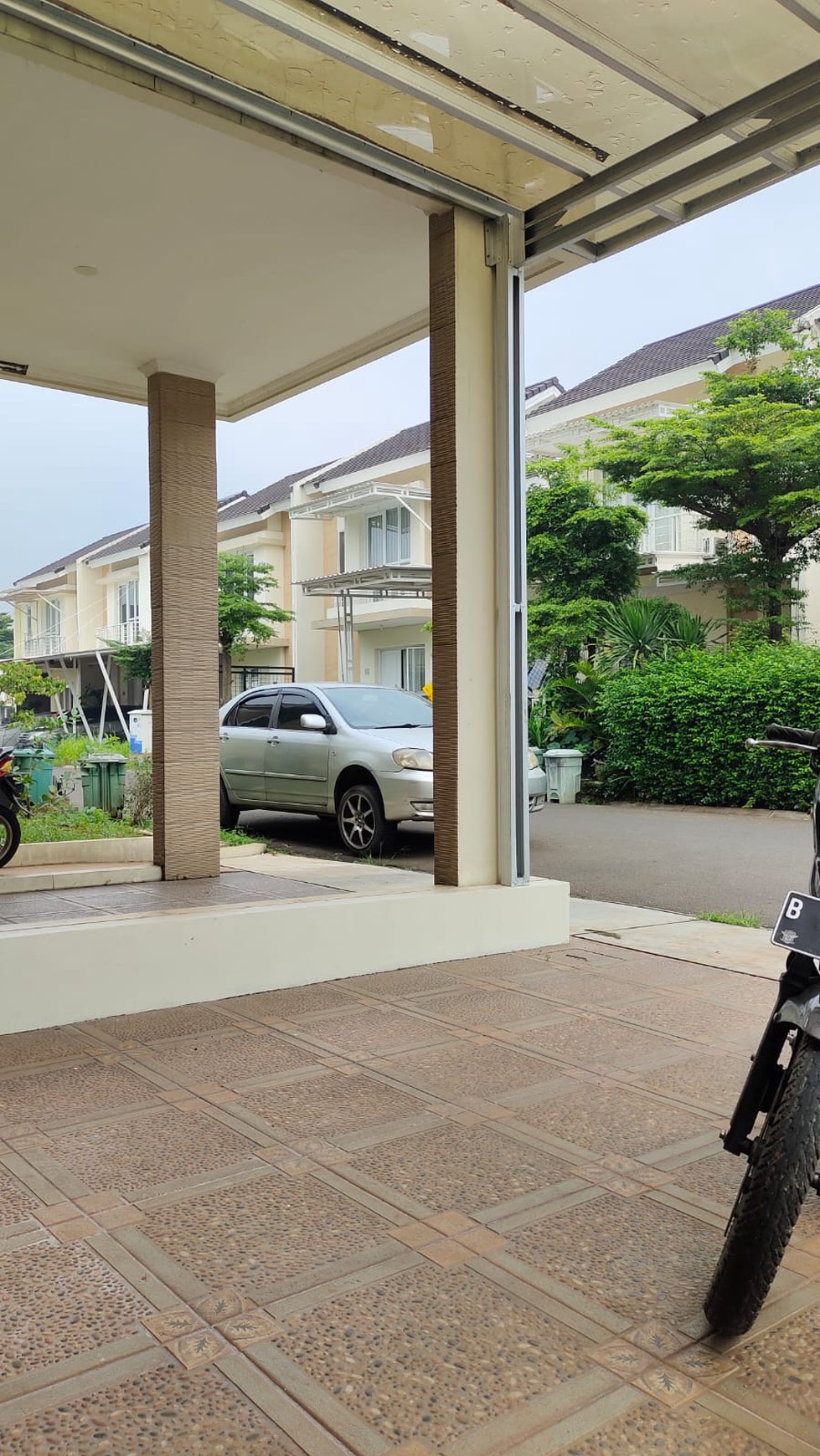 Rumah Hitung Tanah Area Cipete