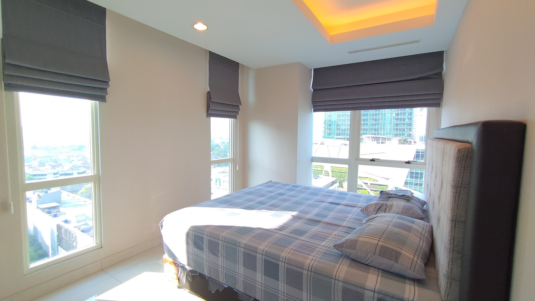 Apartemen Furnished The Kensington Royal Suites 2 bedroom di Kelapa Gading