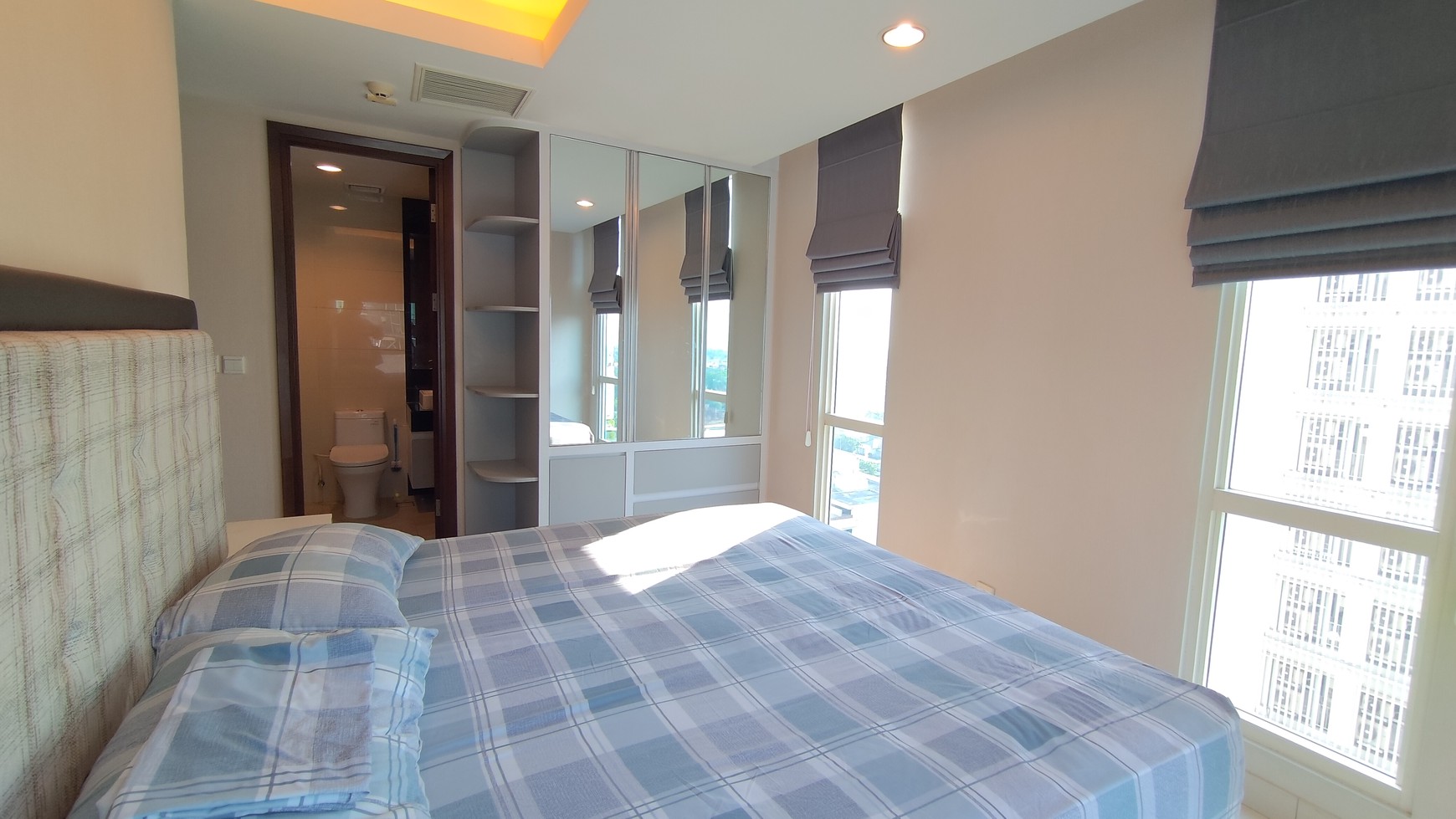 Apartemen Furnished The Kensington Royal Suites 2 bedroom di Kelapa Gading