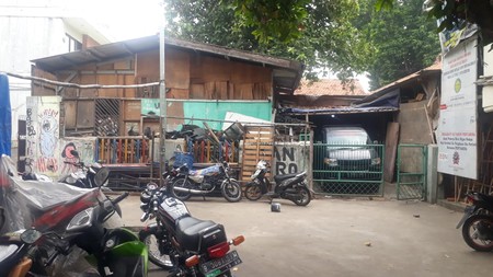 Rumah DIjual Di Cikini Area