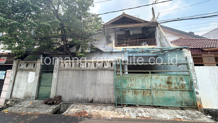 Dijual Rumah Hitung Tanah di Tomang Hero Jakarta Barat