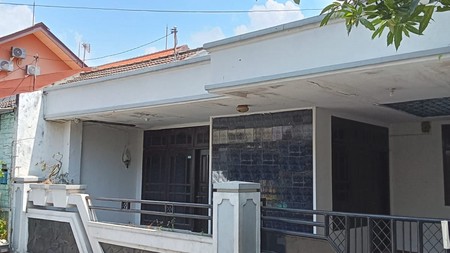 Disewakan Rumah di Wiyung Indah Surabaya Barat