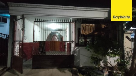 Disewakan Rumah di Jl Ikan Mungsing Perak Surabaya