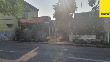 Dijual Rumah 2 lantai SHM di Nol Jalan Raya Jambangan Surabaya