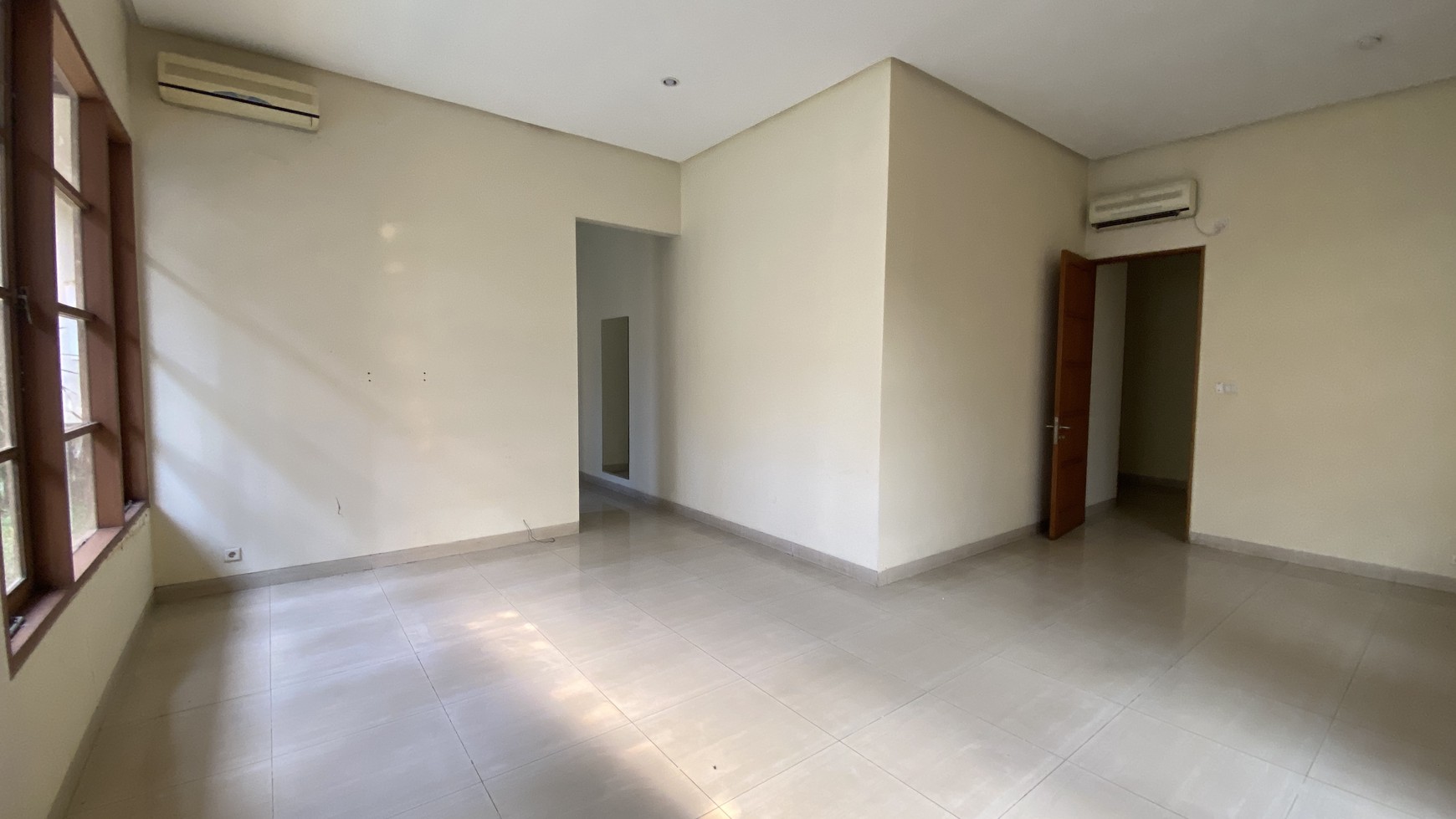 Beautiful house in senopati area near to Ashta and scbd