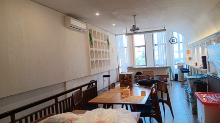 Ruko siap pakai Golden Vienna Ext