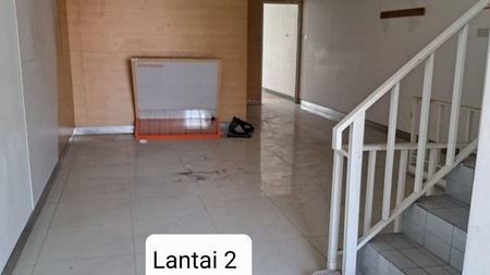 Disewakan Ruko 3 lantai di Pondok Indah Wiyung Surabaya