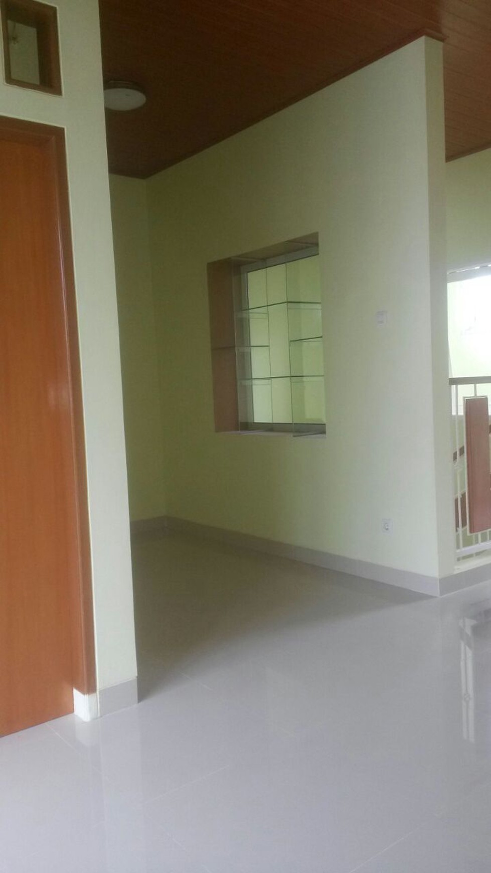 Rumah 2 Lantai Semi Furnished dan Hunian Nyaman @Depok