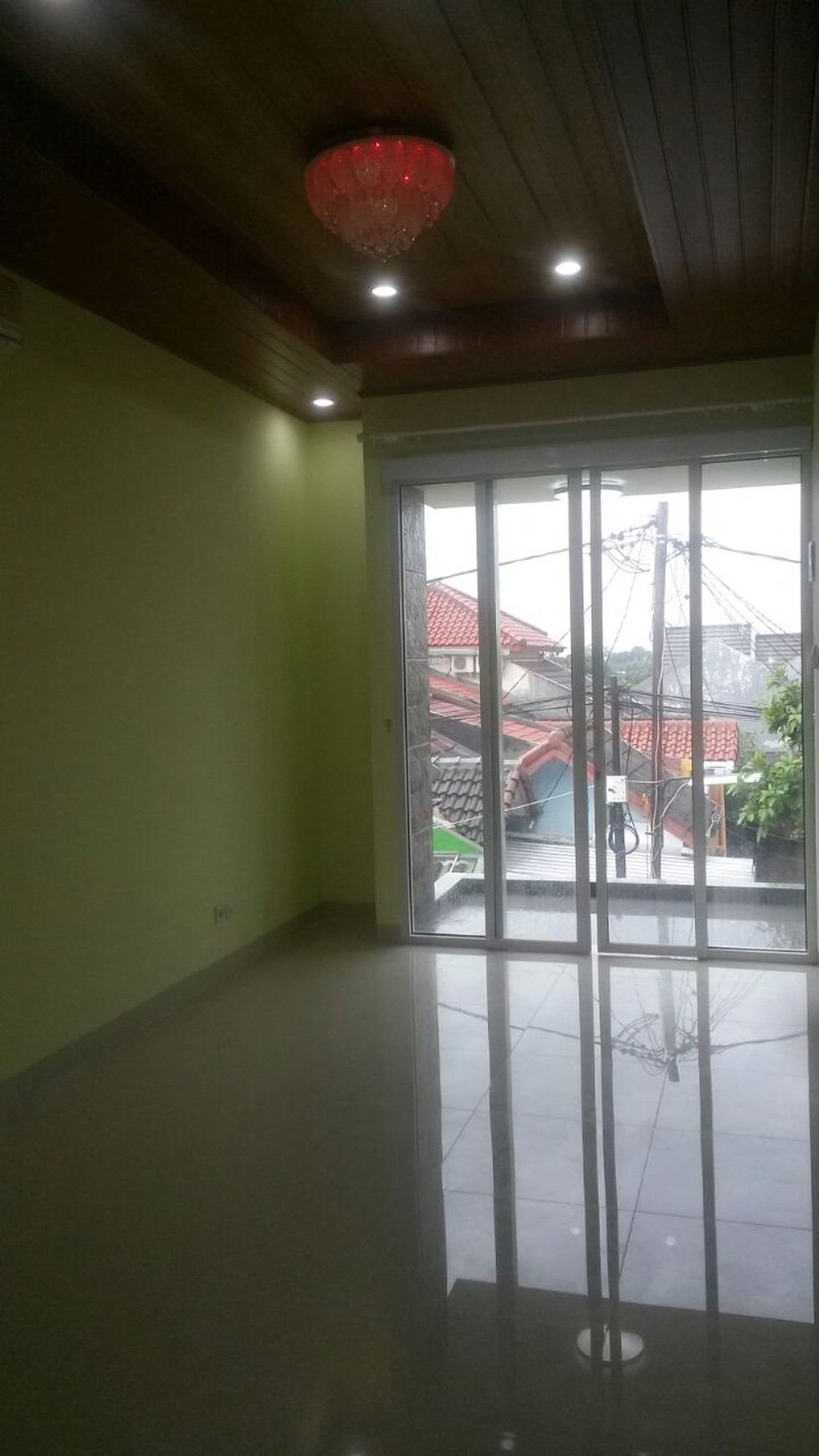 Rumah 2 Lantai Semi Furnished dan Hunian Nyaman @Depok