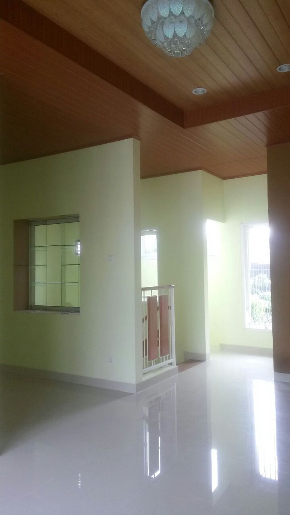 Rumah 2 Lantai Semi Furnished dan Hunian Nyaman @Depok