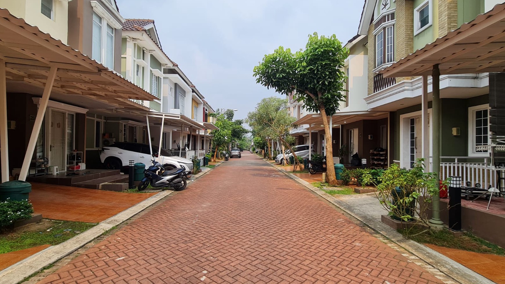 Rumah Lokasi Bagus di Malibu Village Gading Serpong