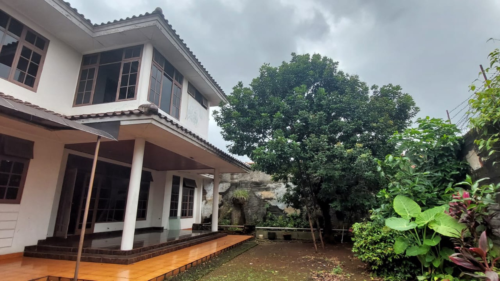 Rumah bagus siap huni di ciputat