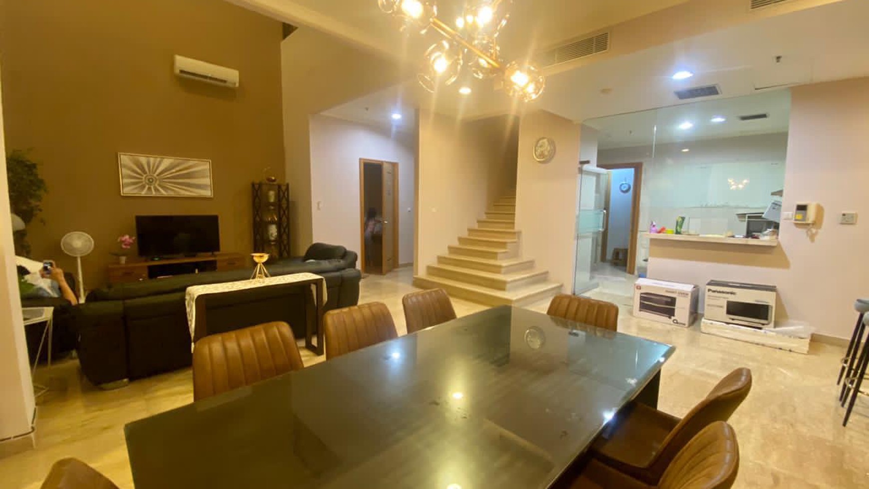 Rumah Hitung Tanah Area Cipete