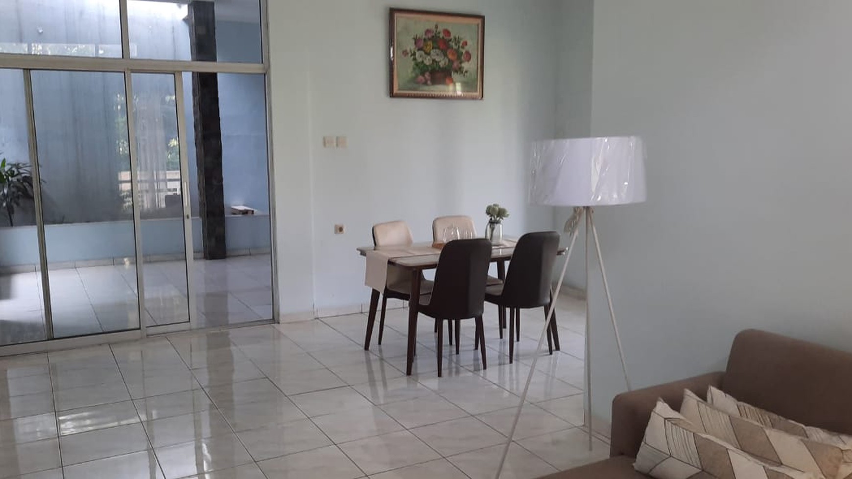 Rumah Hitung Tanah Area Cipete