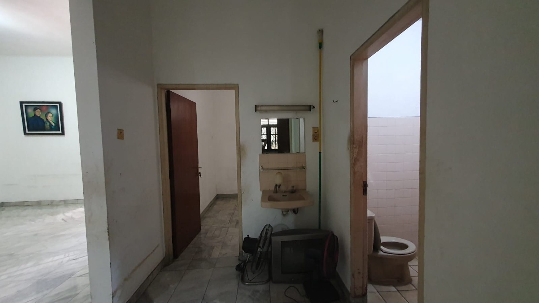 Rumah Hitung Tanah Area Cipete