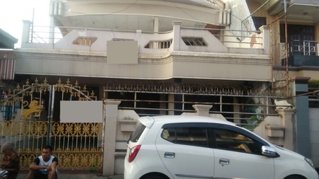 SEWA RUMAH PUSAT KOTA