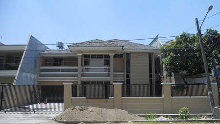 SEWA RUMAH 2 LANTAI PUNCAK PERMAI