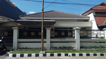 SEWA RUMAH MARGOREJO INDAH