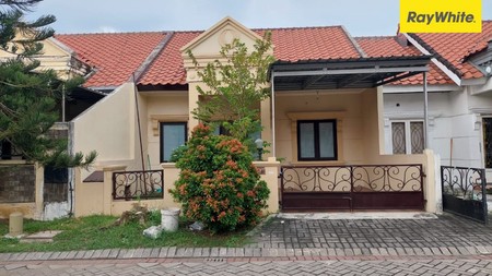 Disewakan Cepat Rumah di Jl. Puri Surya Jaya, Sidoarjo