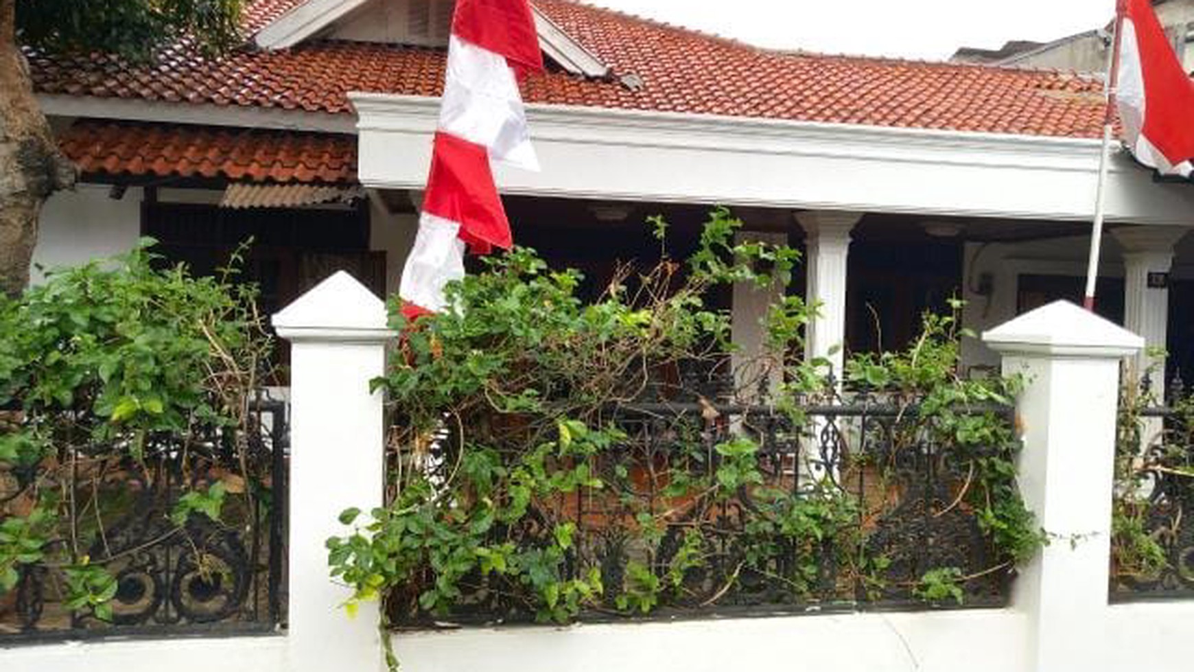 Rumah Siap Huni di Bunga Seroja Cipete