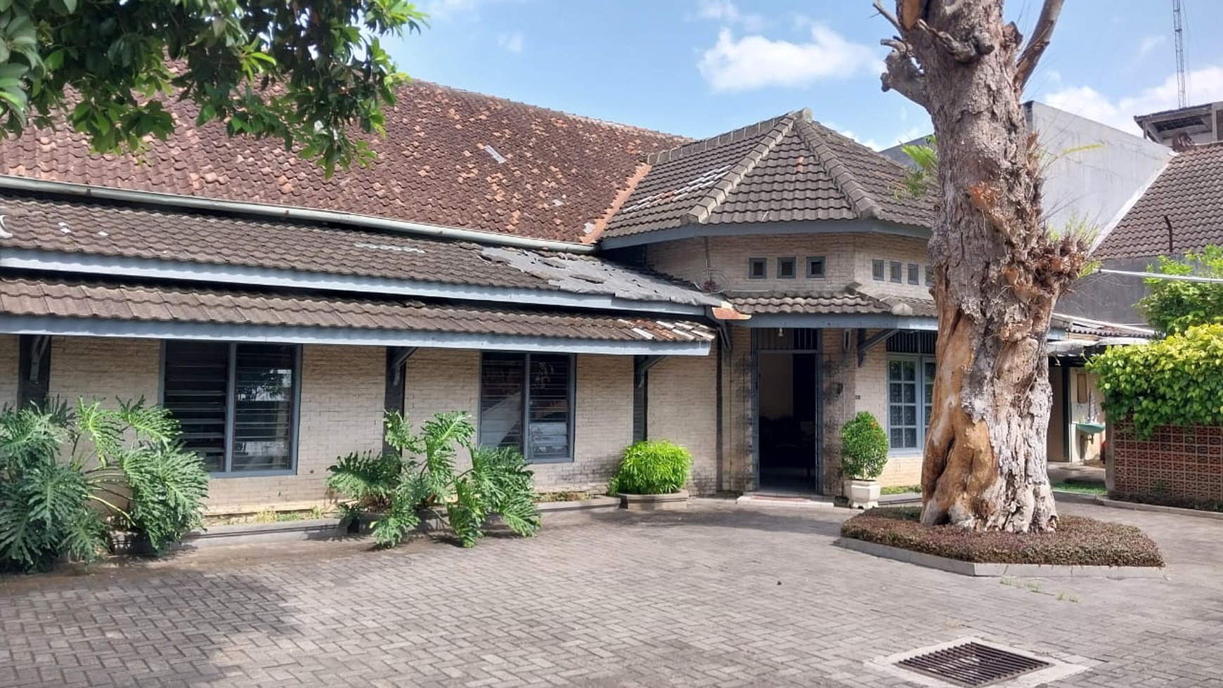 Rumah di HOS Cokroaminoto Pakuncen 