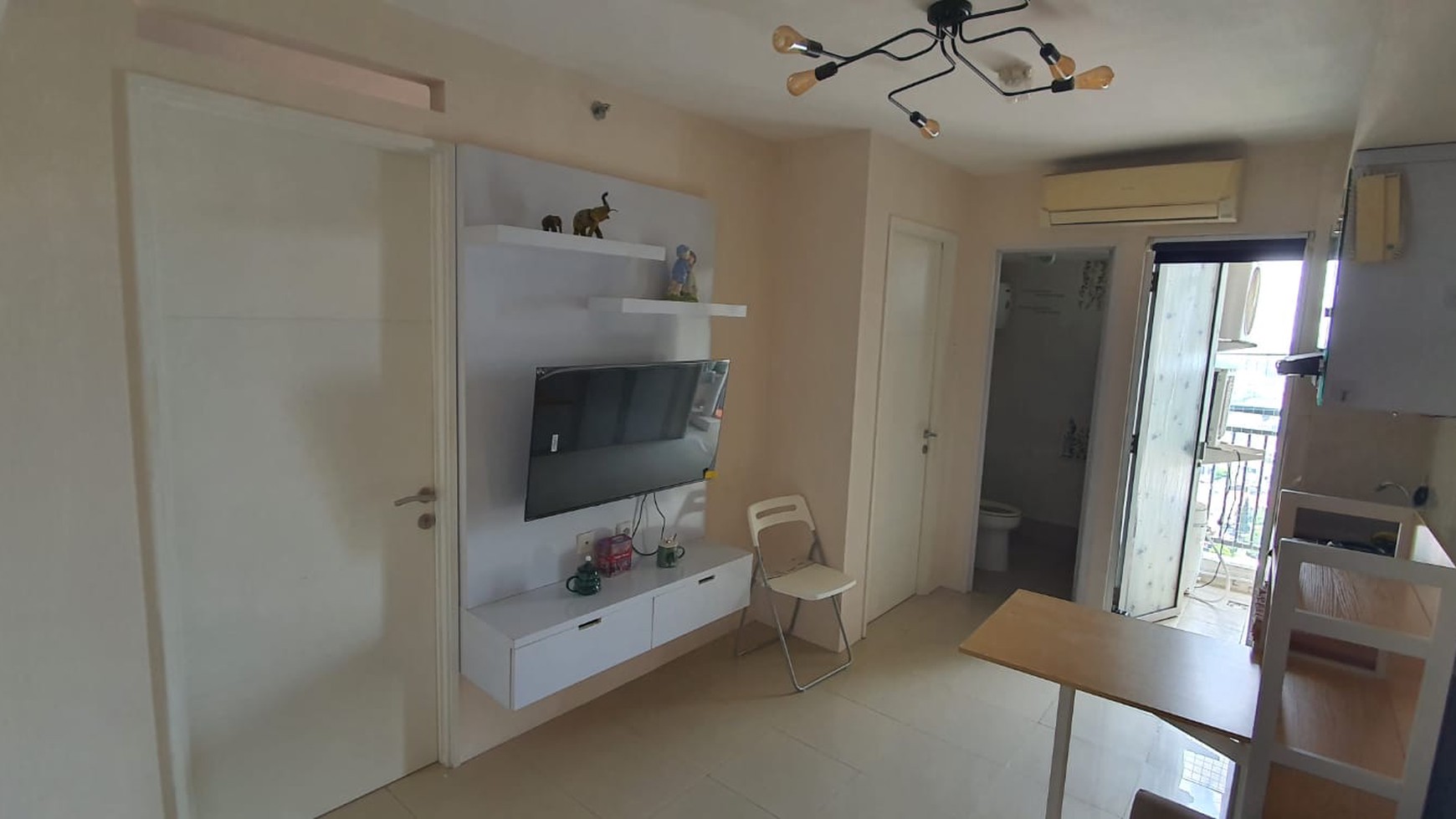 Apartemen Bassura 2 BR Full Furnished