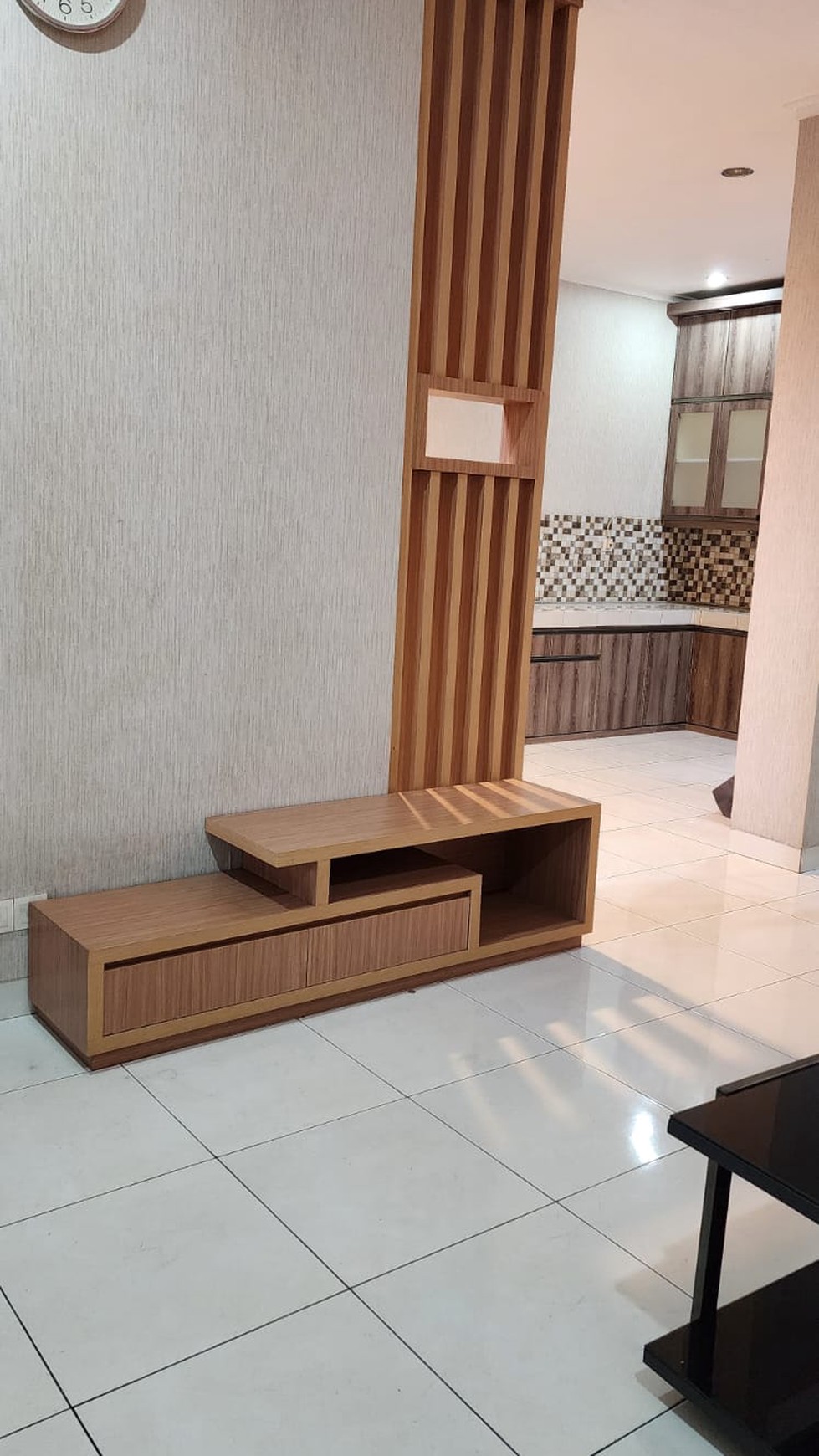 Dijual Rumah Siap Huni Bersih dan Rapi  di Palem Semi Jl. Madrid, Karawaci Tangerang