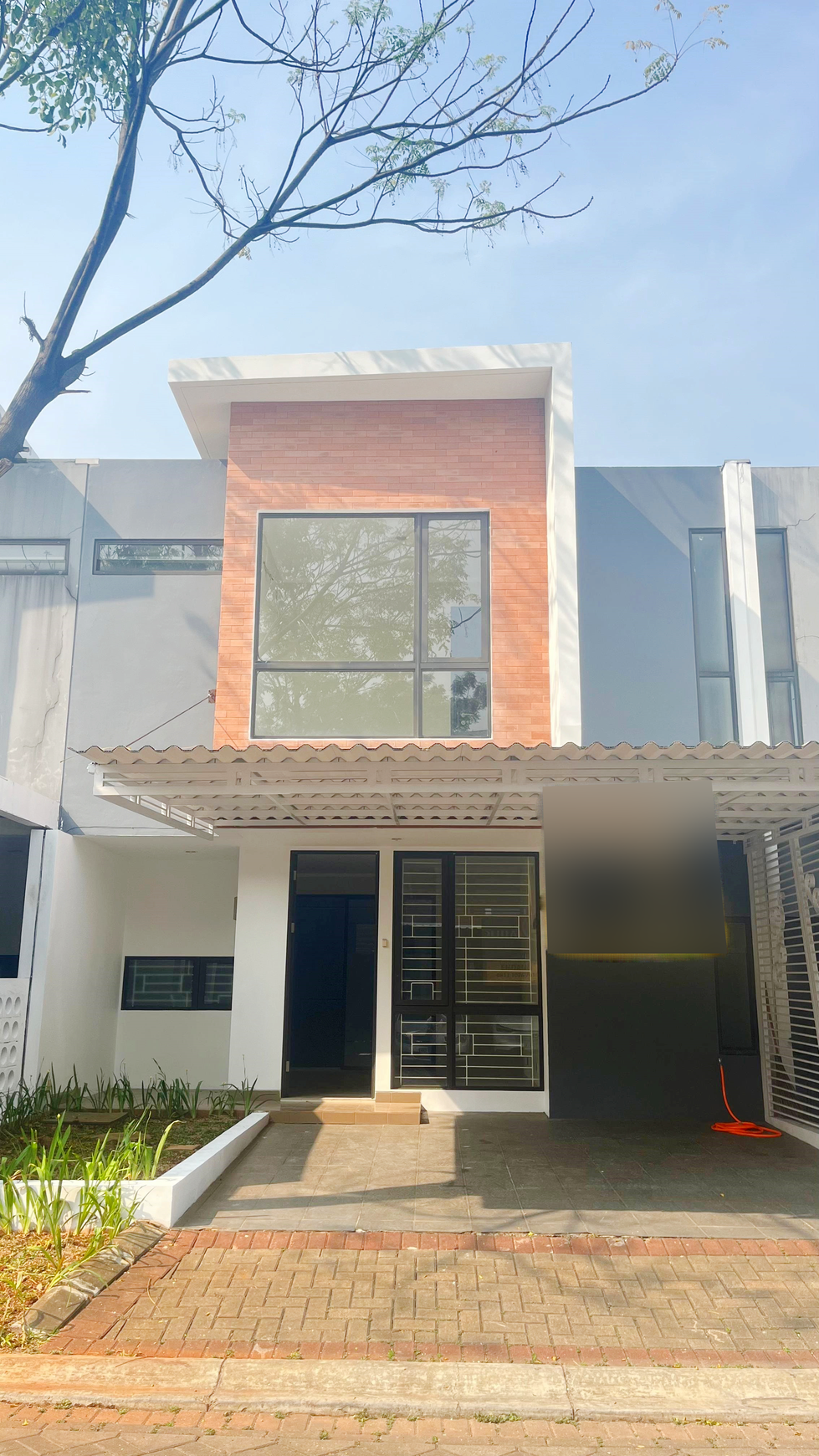 Rumah Minimalis, Siap Huni di Kebayoran Residence Bintaro Jaya