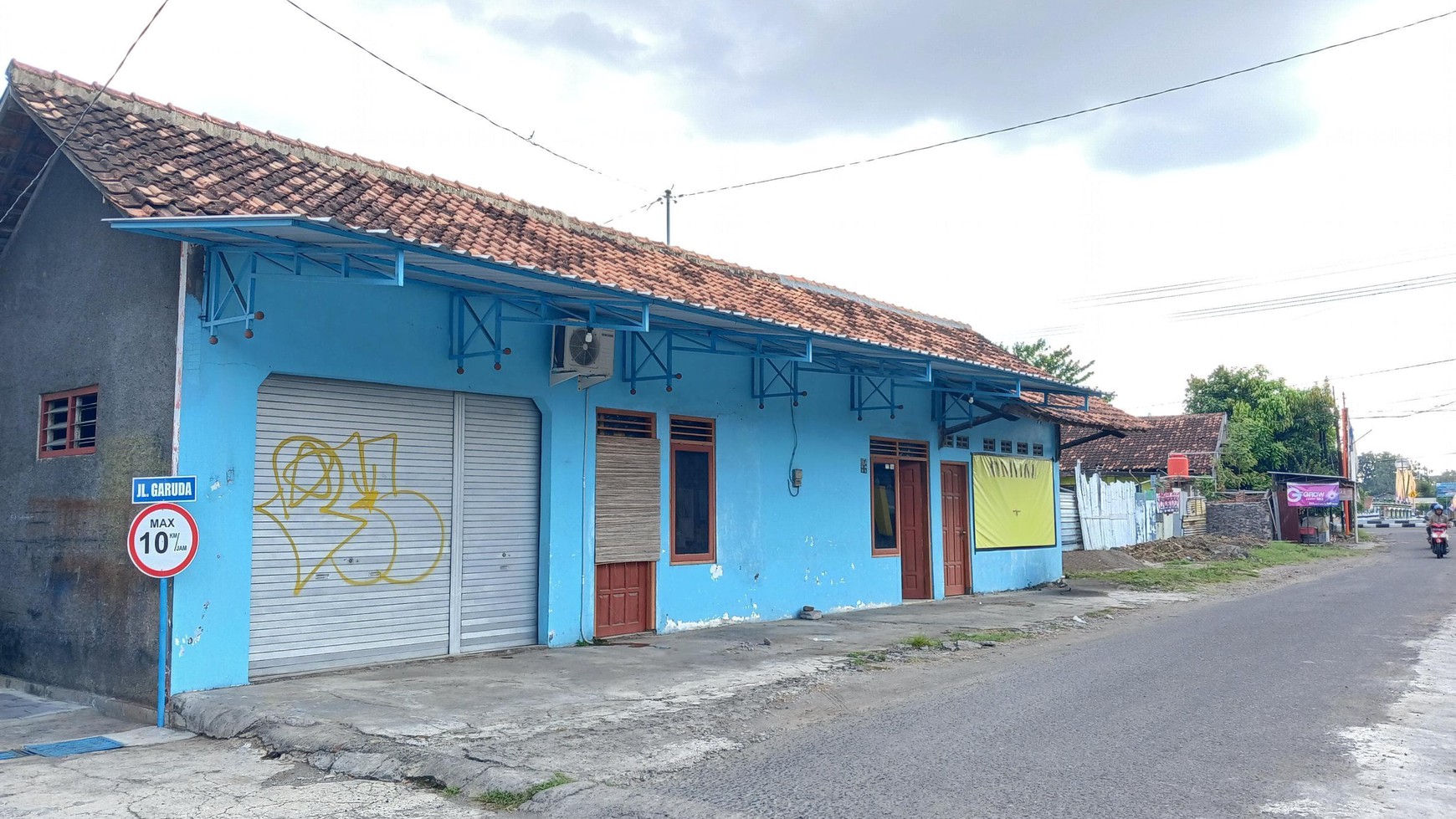 Rumah Tinggal Lokasi Strategis Dekat Lotte Mart Depok Sleman 