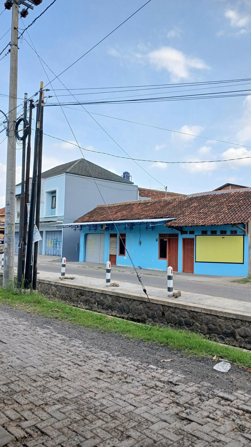 Rumah Tinggal Lokasi Strategis Dekat Lotte Mart Depok Sleman 