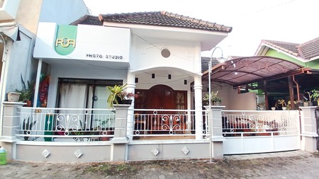 Rumah Tinggal Dalam Perum Griya Pelem Sewu Sewon Bantul