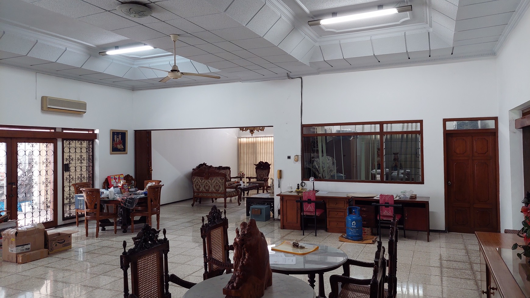 Rumah dijual di jalan Raya Diponegoro Surabaya, Pusat Kota Surabaya