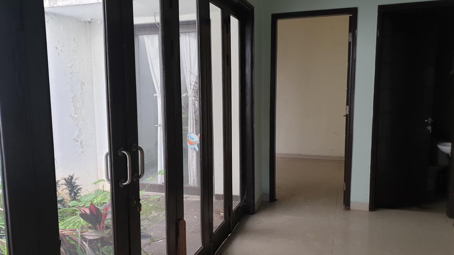 Di Jual Rumah sudut siap huni Melati Mas Residence 