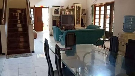 Dijual Rumah 2 lantai Semi Furnish di Pantai Mentari Surabaya