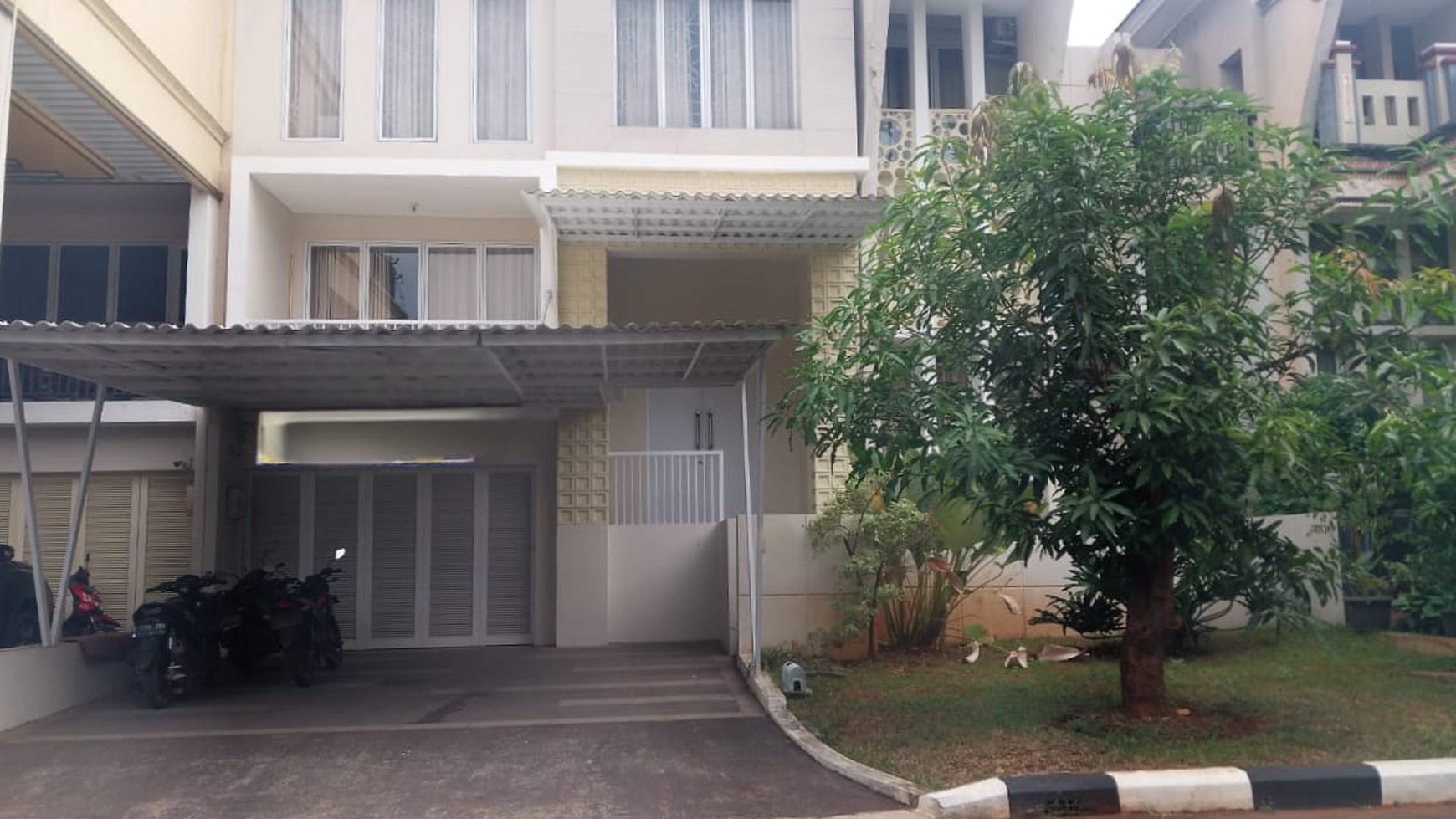 Rumah Hitung Tanah Area Cipete