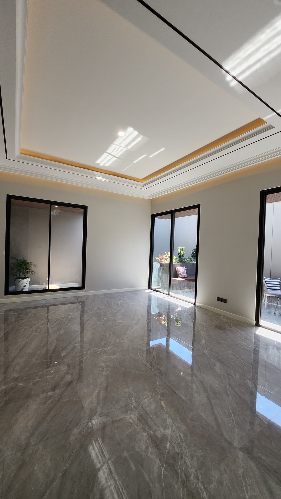 Rumah Baru Bukit Golf Internasional Citraland Surabaya NEW Desain BONUS Semi Furniture All New Modern Best Location DOUBLE Way