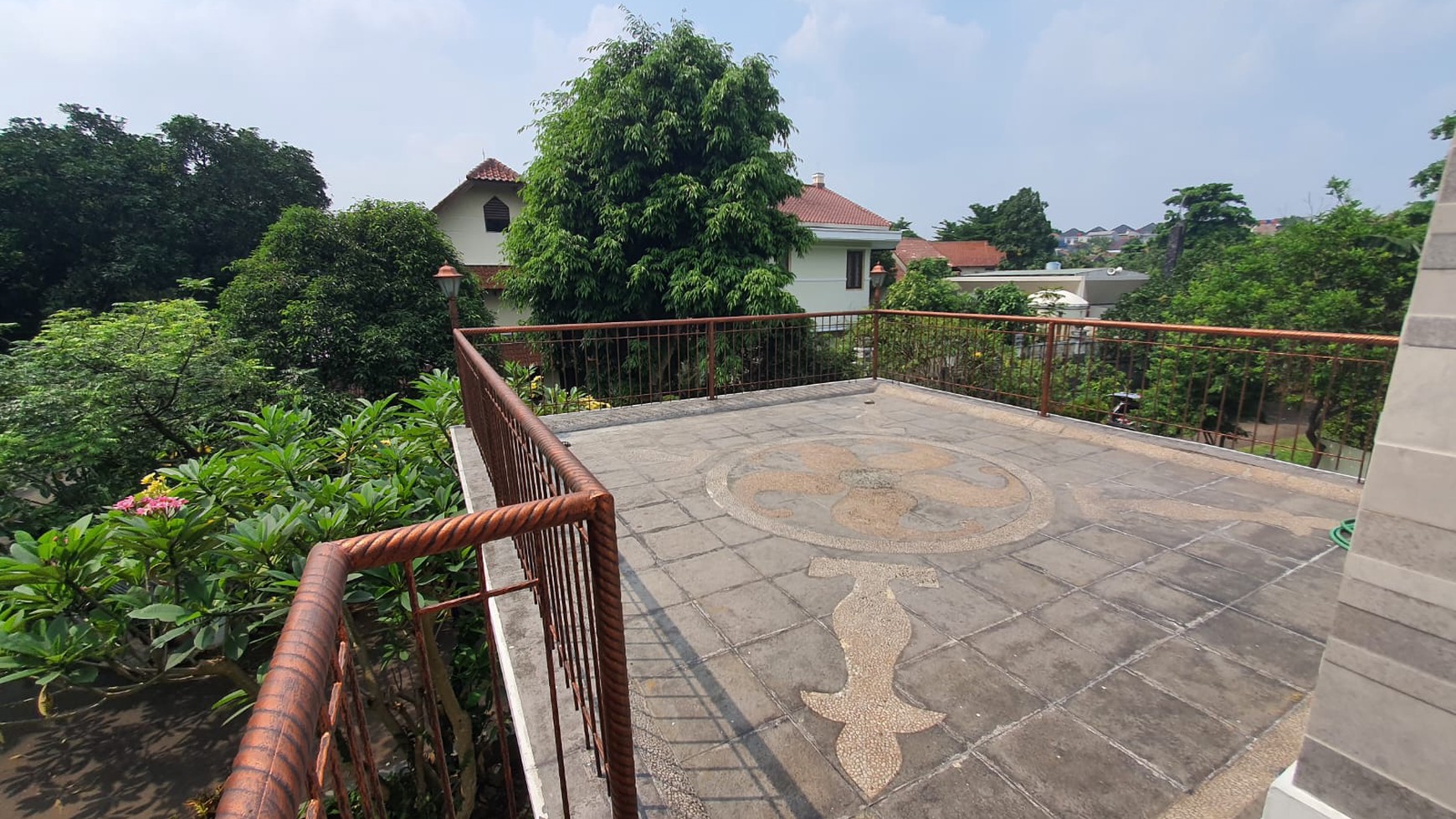 Rumah Bagus Di Pratama Hills Lebak Bulus Jakarta Selatan